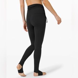 Lululemon Hug Your Core Tight Sz 4 NWT